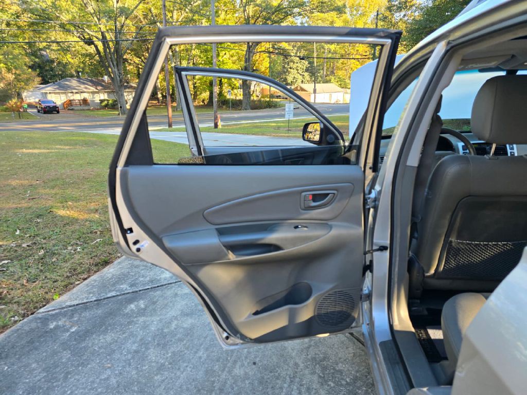 2006 Hyundai Tucson Image 16