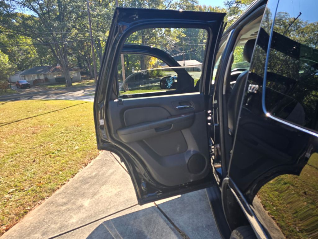 2013 Chevrolet Tahoe Image 18