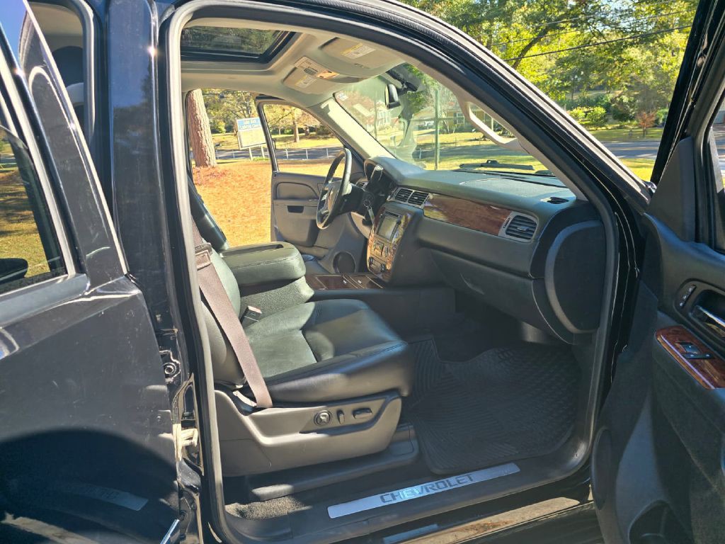 2013 Chevrolet Tahoe Image 28