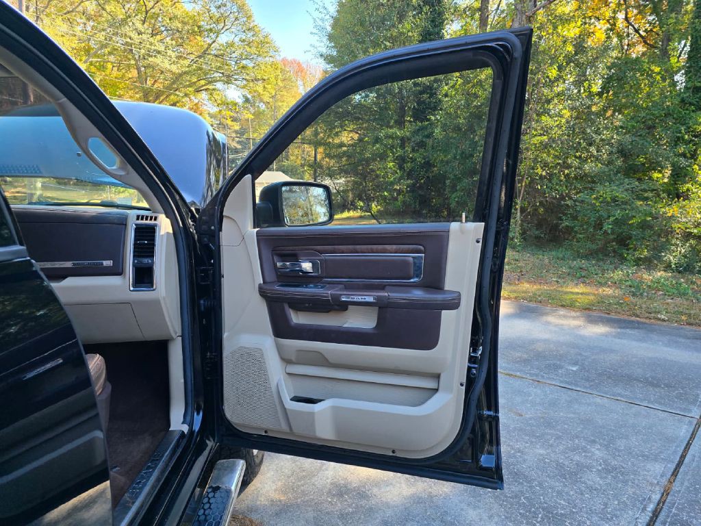 2014 RAM 1500 Image 12