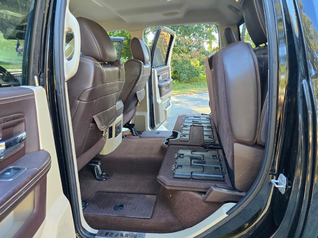 2014 RAM 1500 Image 16