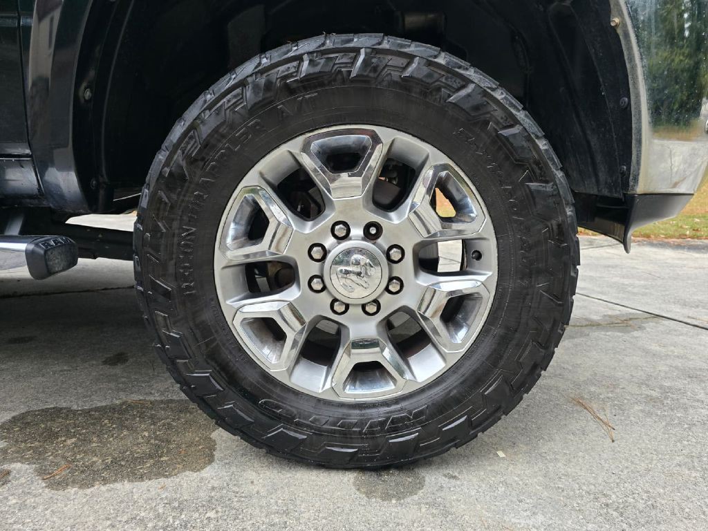 2017 RAM 2500 Image 11