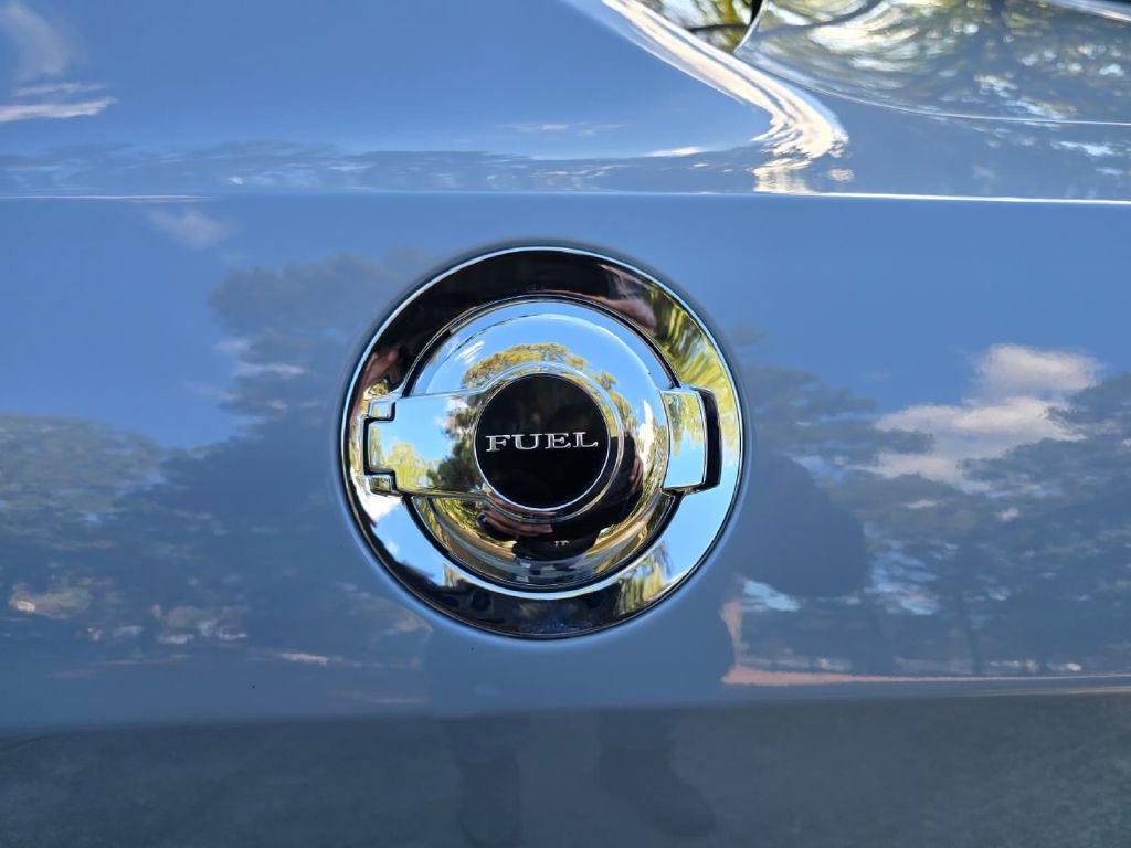 2021 Dodge Challenger Image 12