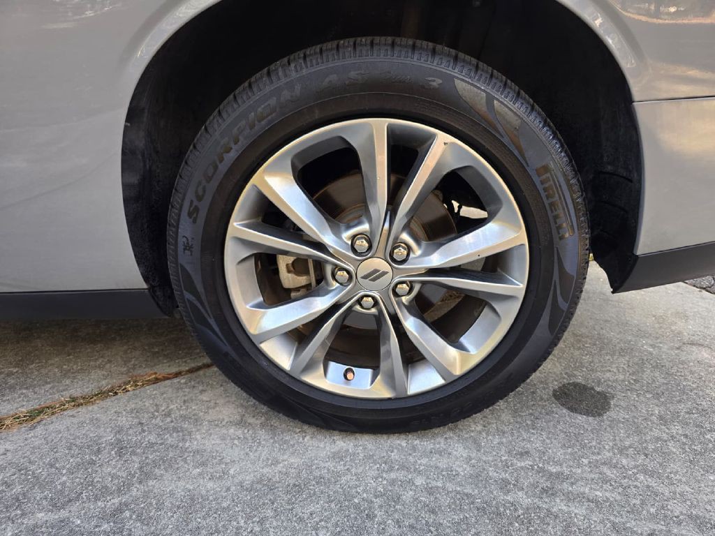 2021 Dodge Challenger Image 15