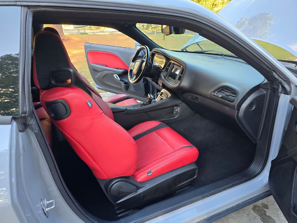 2021 Dodge Challenger Image 23