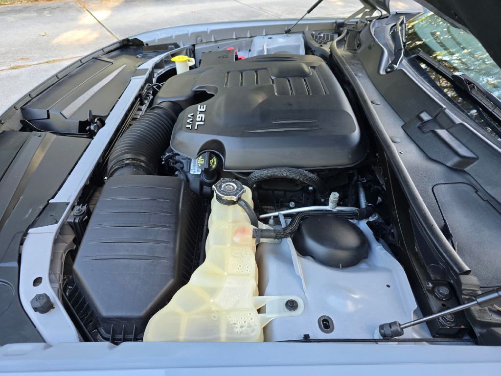 2021 Dodge Challenger Image 29