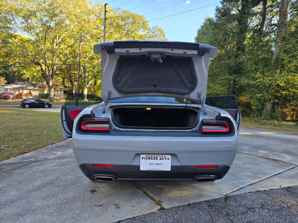 2021 Dodge Challenger Image 32