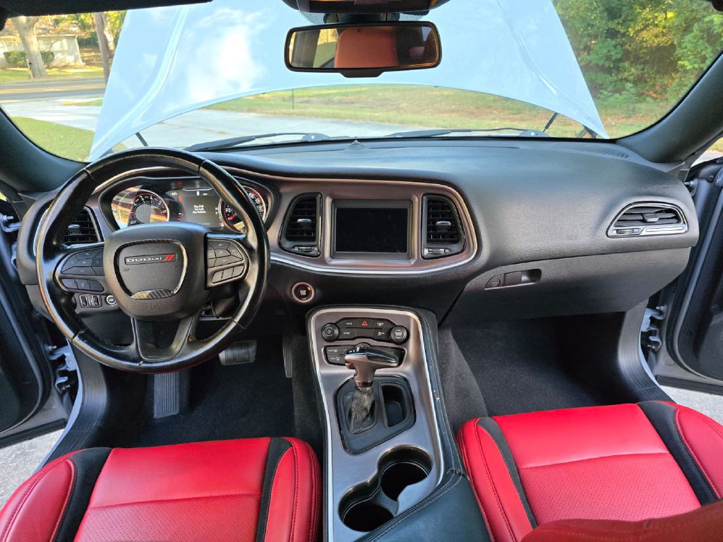 2021 Dodge Challenger Image 7