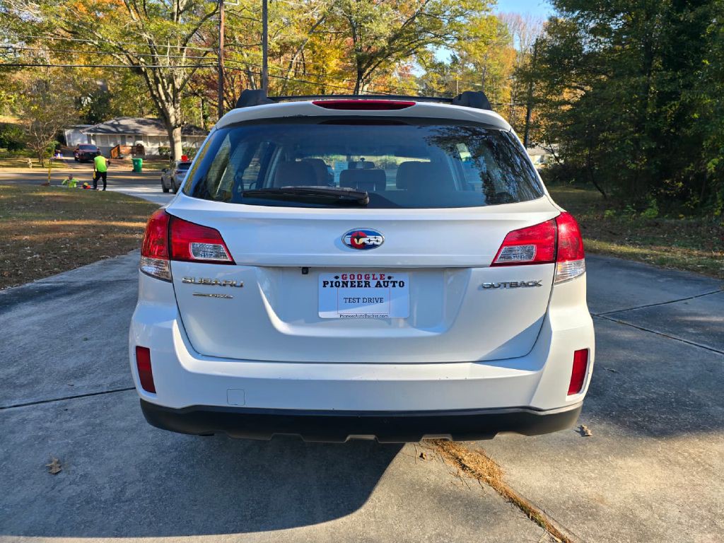 2014 Subaru Outback Image 4