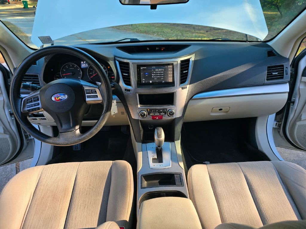 2014 Subaru Outback Image 5