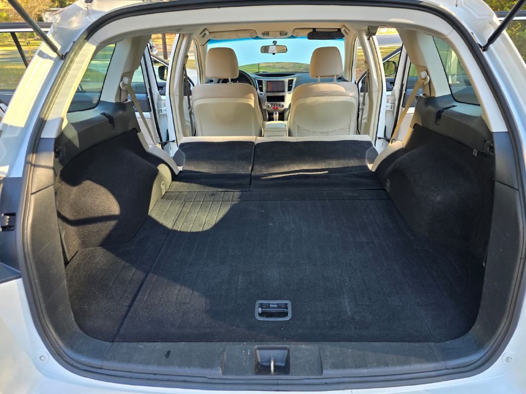 2014 Subaru Outback Image 42