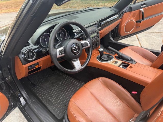 2006 Mazda MX-5 Miata Image 5