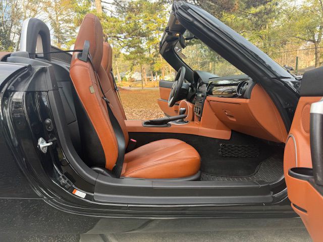 2006 Mazda MX-5 Miata Image 27