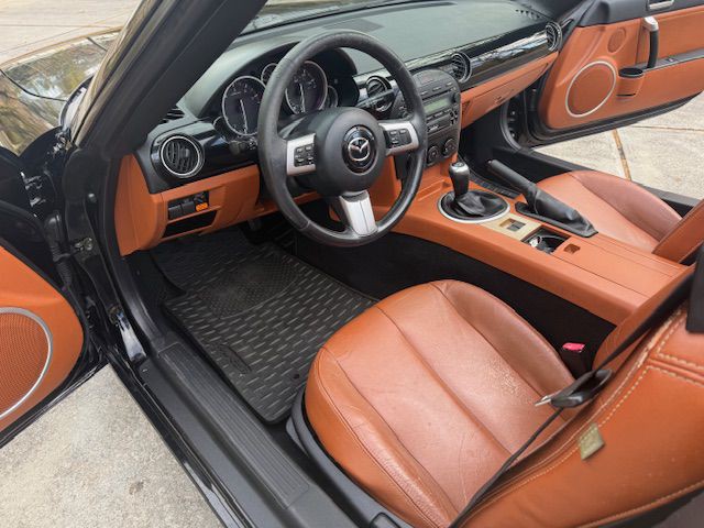 2006 Mazda MX-5 Miata Image 31