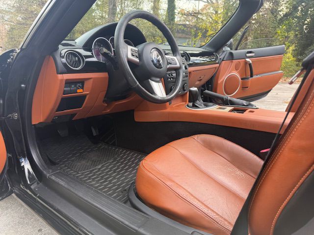 2006 Mazda MX-5 Miata Image 33