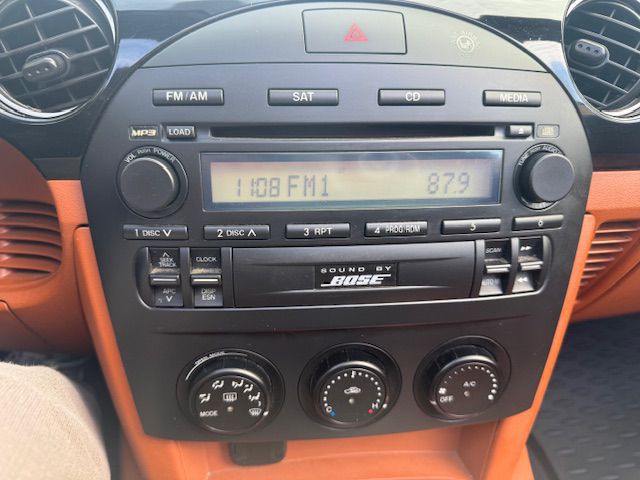 2006 Mazda MX-5 Miata Image 42