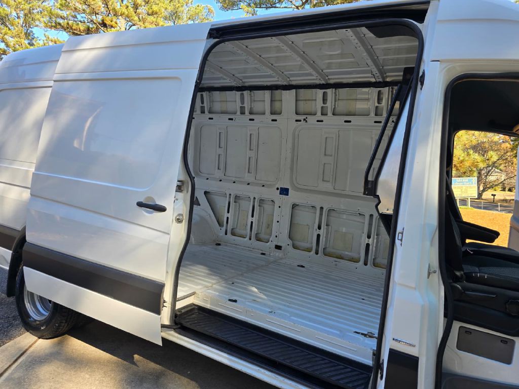 2011 Mercedes-Benz Sprinter Image 22