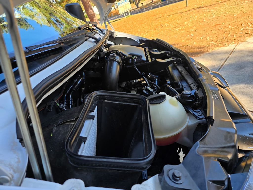 2011 Mercedes-Benz Sprinter Image 26