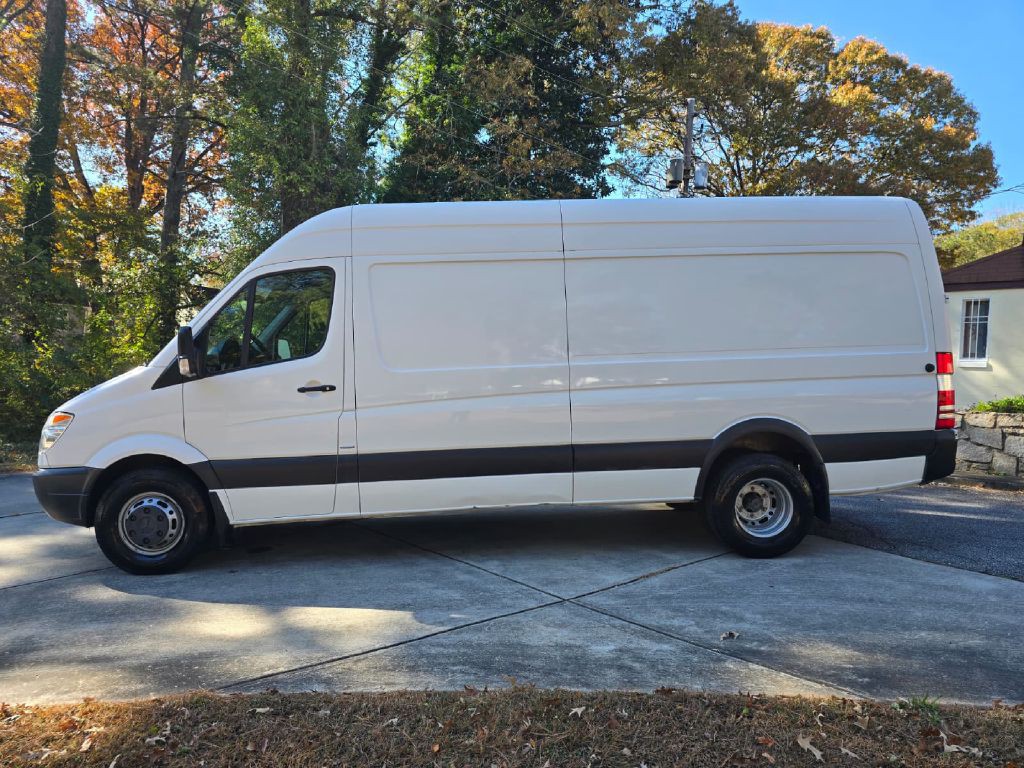 2011 Mercedes-Benz Sprinter Image 35