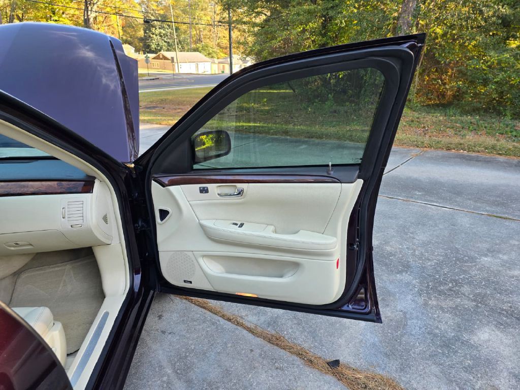 2008 Cadillac DTS Image 16