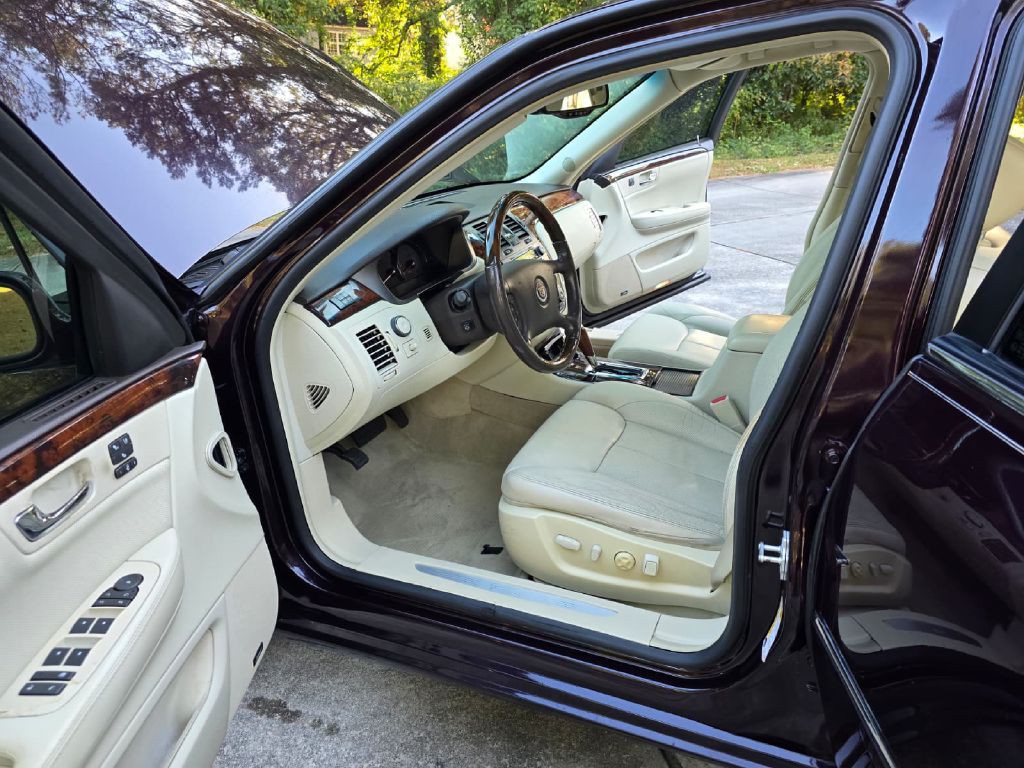 2008 Cadillac DTS Image 27