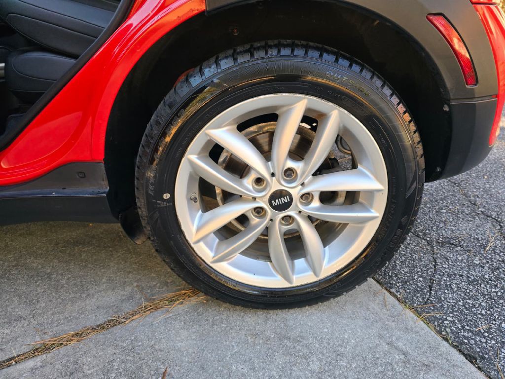 2012 MINI Cooper Image 11