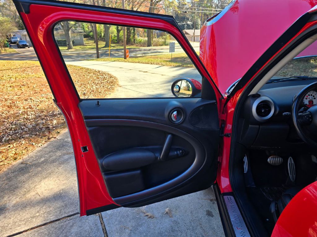 2012 MINI Cooper Image 21