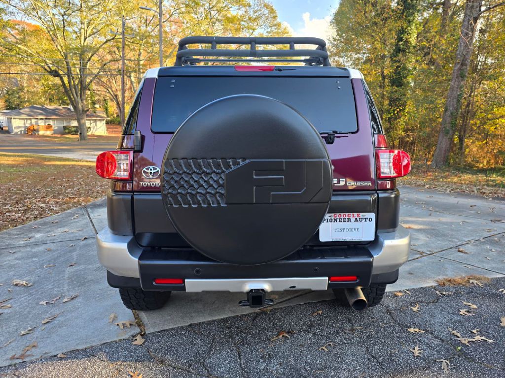 2007 Toyota FJ Cruiser Image 2