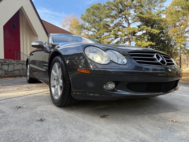 2003 Mercedes-Benz SL-Class Image 10