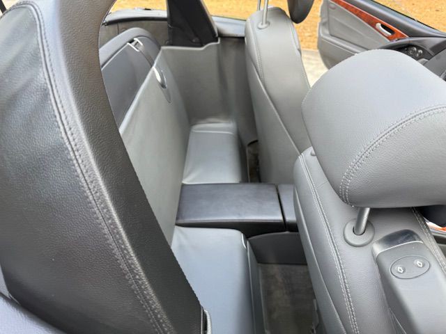 2003 Mercedes-Benz SL-Class Image 34