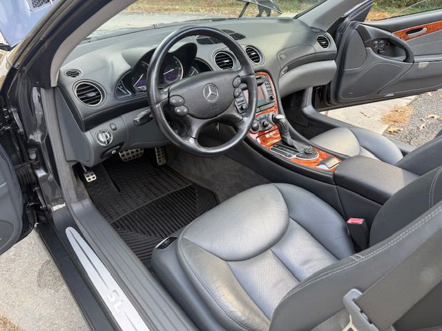 2003 Mercedes-Benz SL-Class Image 42
