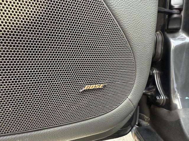 2003 Mercedes-Benz SL-Class Image 46