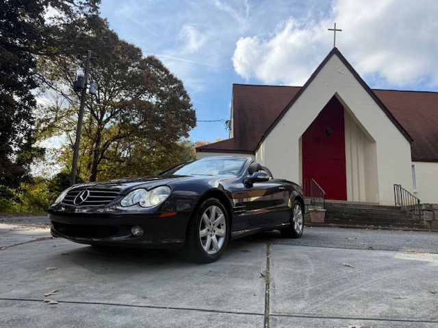 2003 Mercedes-Benz SL-Class Image 3