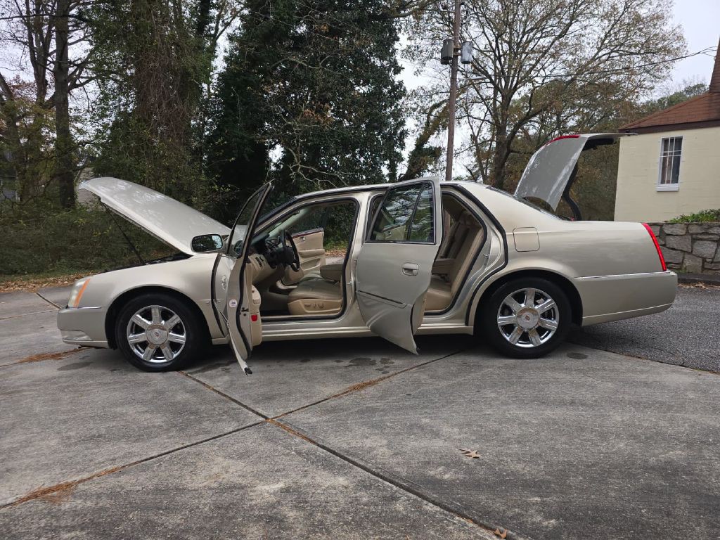 2007 Cadillac DTS Image 19