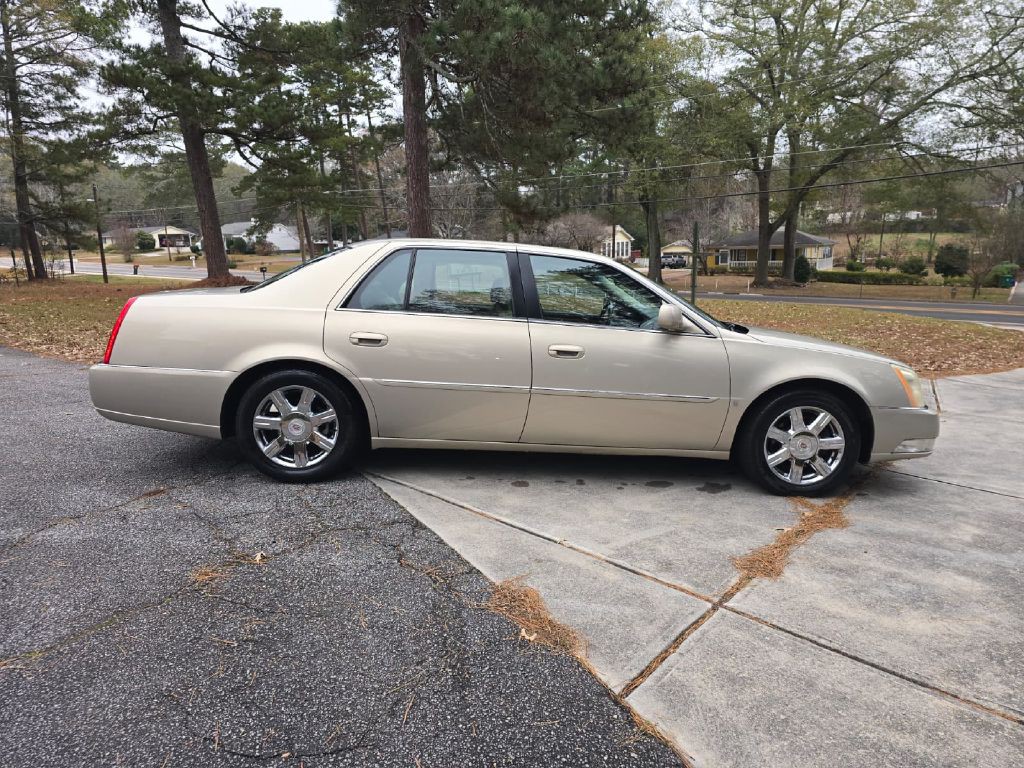 2007 Cadillac DTS Image 22