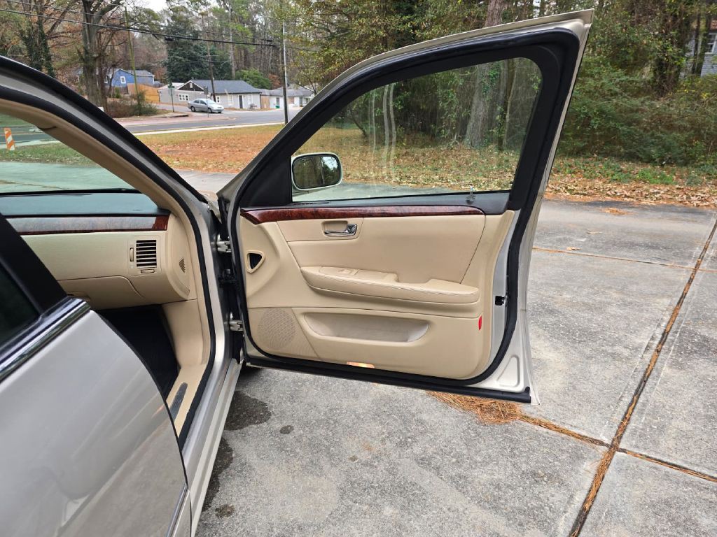 2007 Cadillac DTS Image 33