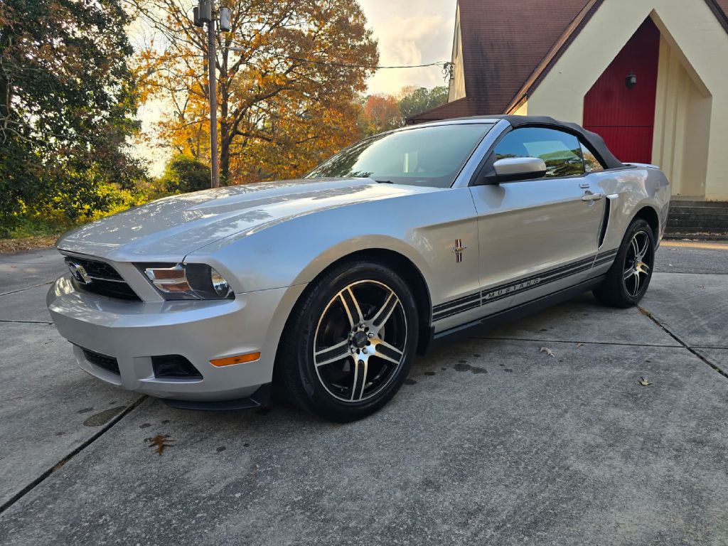2010 Ford Mustang Image 37