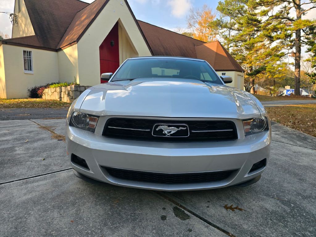 2010 Ford Mustang Image 42