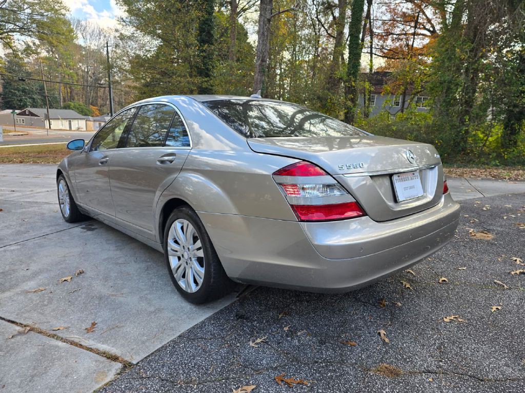 2009 Mercedes-Benz S-Class Image 2