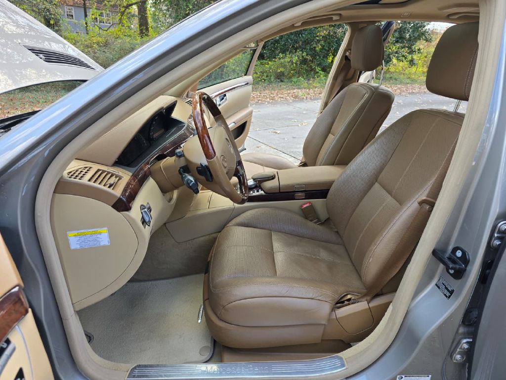 2009 Mercedes-Benz S-Class Image 6