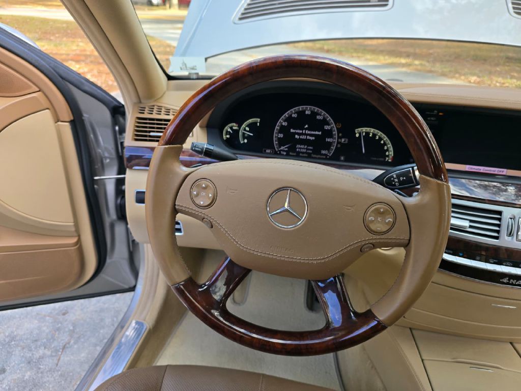 2009 Mercedes-Benz S-Class Image 19