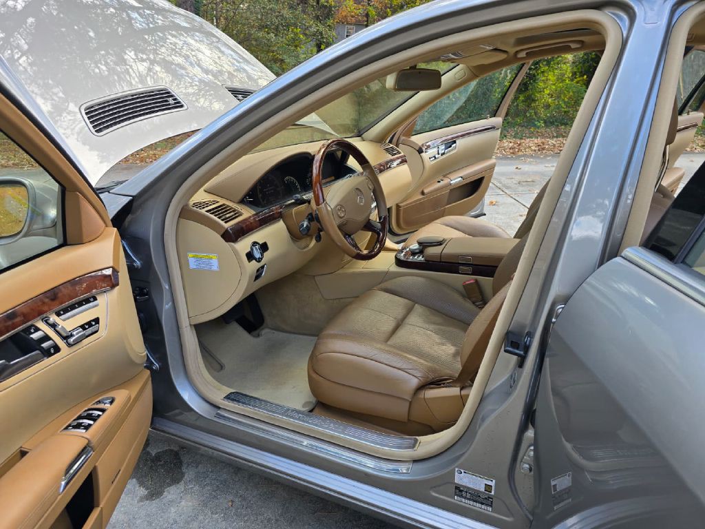 2009 Mercedes-Benz S-Class Image 28