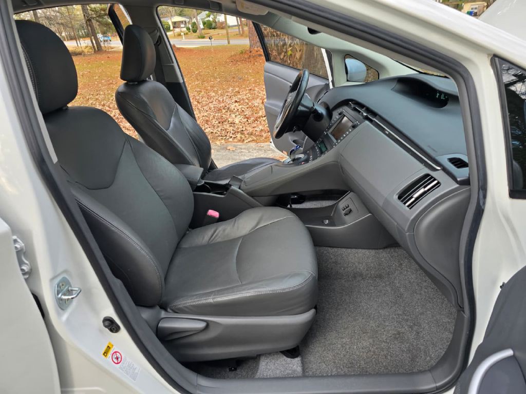 2010 Toyota Prius Image 5
