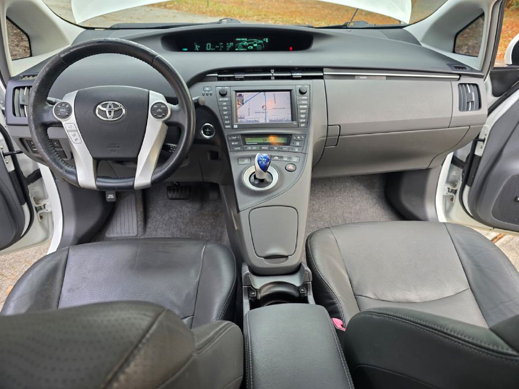 2010 Toyota Prius Image 24