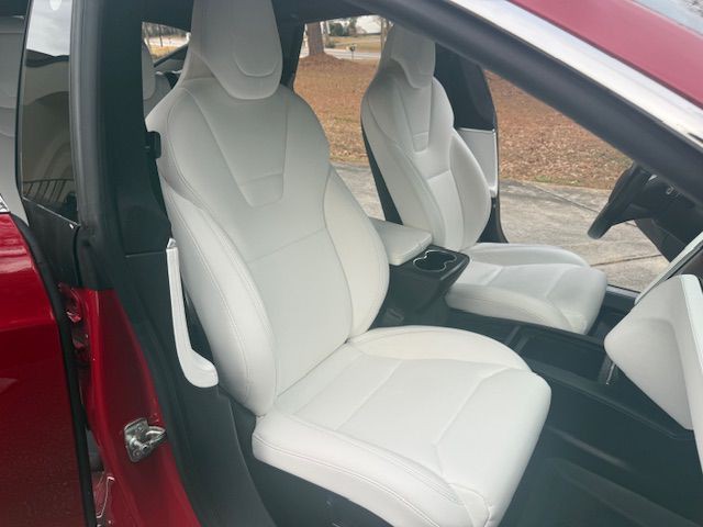 2017 Tesla Model S Image 7