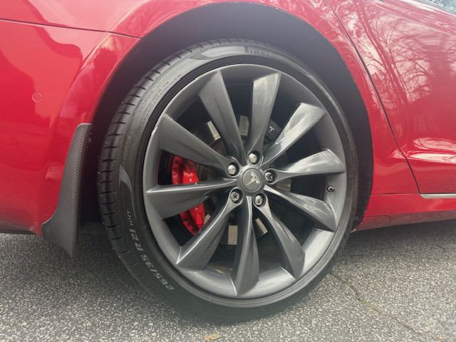 2017 Tesla Model S Image 15