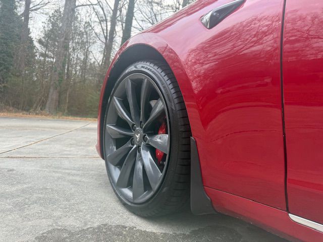 2017 Tesla Model S Image 17