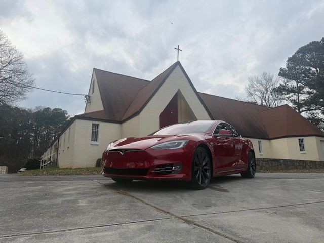 2017 Tesla Model S Image 20