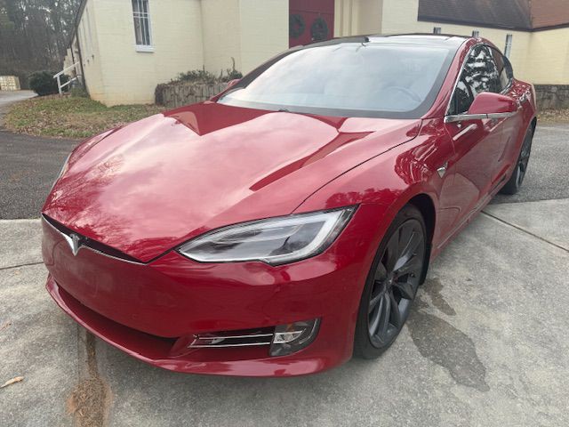2017 Tesla Model S Image 21