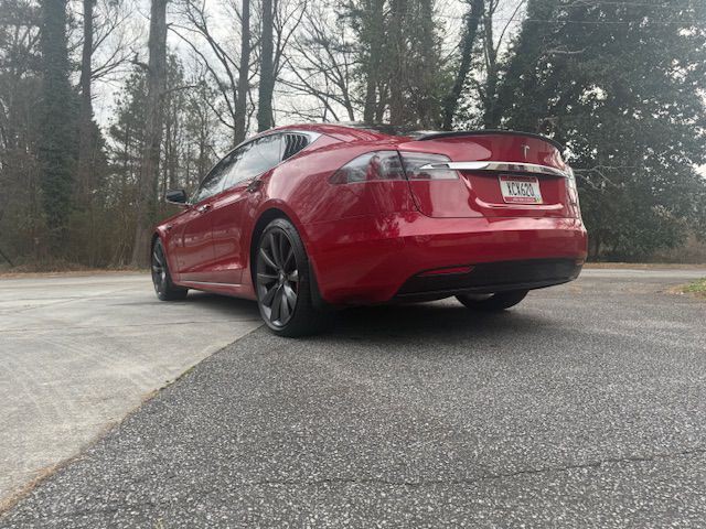 2017 Tesla Model S Image 39